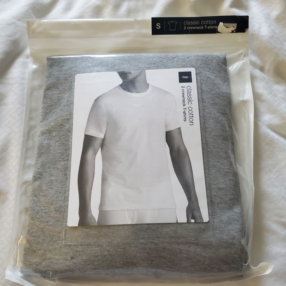 GAP Classic Cotton Gray Crewneck T-Shirts - 2 Pack